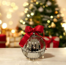 Load image into Gallery viewer, Christmas Bauble Candle - Christmas Tree Fragrance
