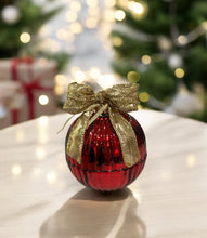 Load image into Gallery viewer, Christmas Bauble Candle - Candy Cane Fragrnce
